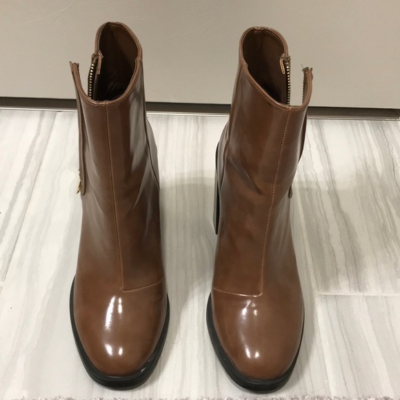 Brown faux leather boots - Picture 3 of 3